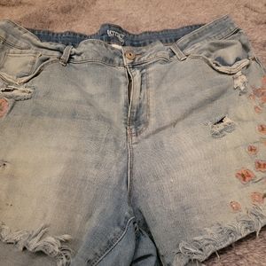 Terra & sky shorts